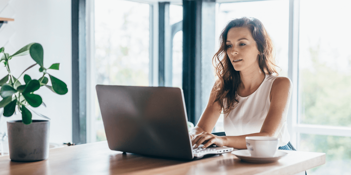 woman-on-laptop