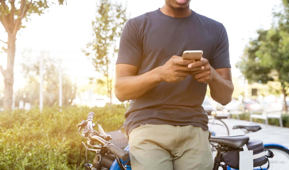 Using HubSpot Workflows to Empower SDRs with Internal SMS