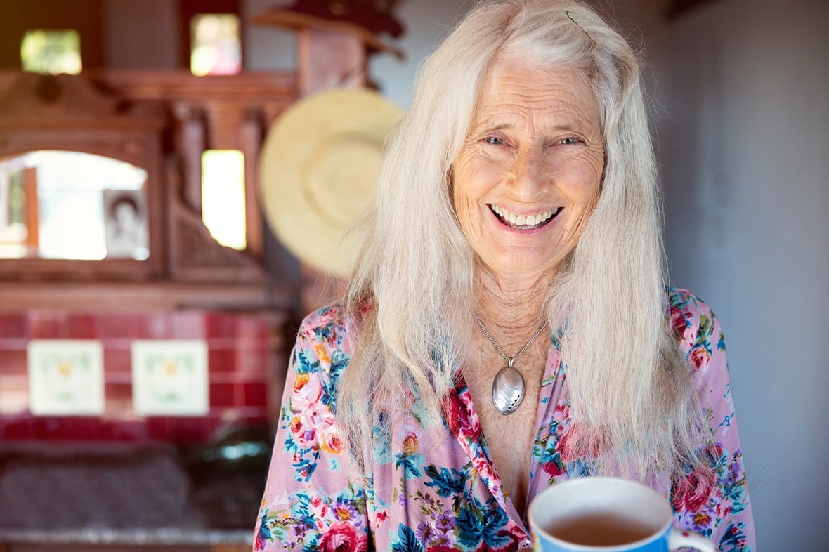 How to Use Realistic Photos of Seniors in Healthcare Marketing
